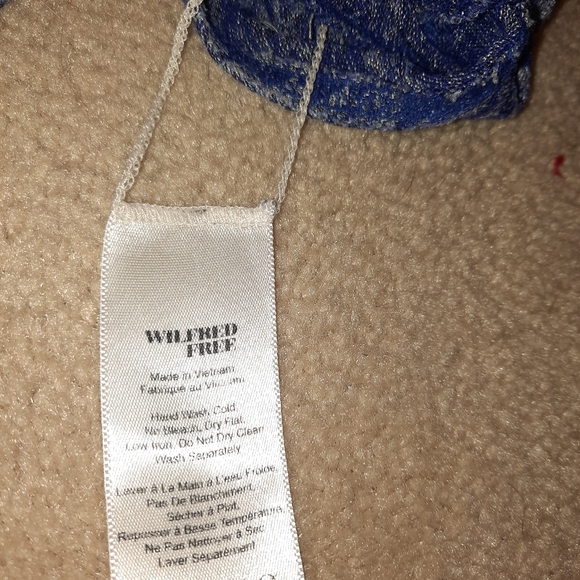 🧞‍♂️🧞‍♀️🧞 3/$30 BNWT Tank Top - Picture 4 of 5